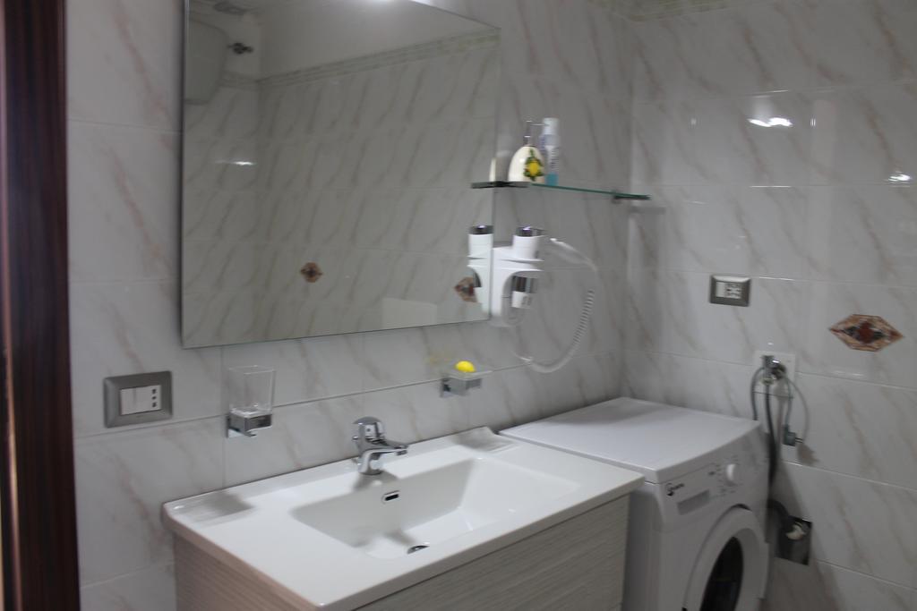 Artemide Villa อาเจโรลา ภายนอก รูปภาพ